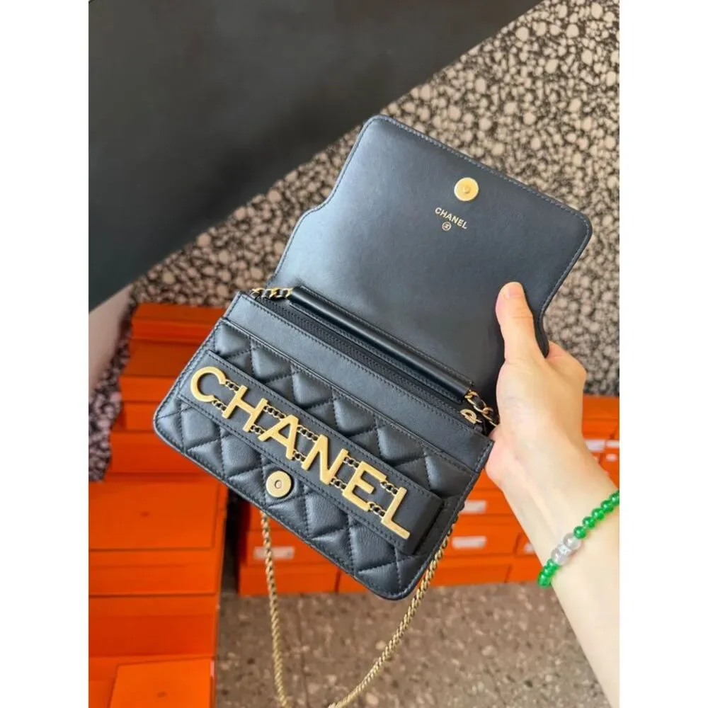 Chanel Women Pre-Loved Bag Very Good Condition